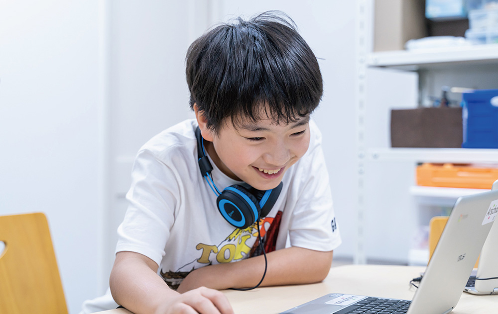 大阪南千里校で学ぶ子ども