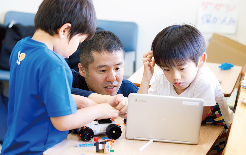 TCS校で学ぶ子ども